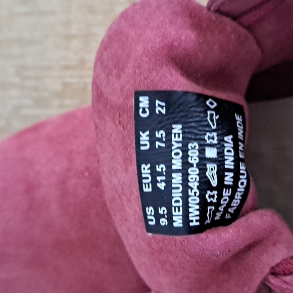 Hush puppies red/pink suede leather Chukka booties with ties Womens 9.5 NWOB - Picture 4 of 4